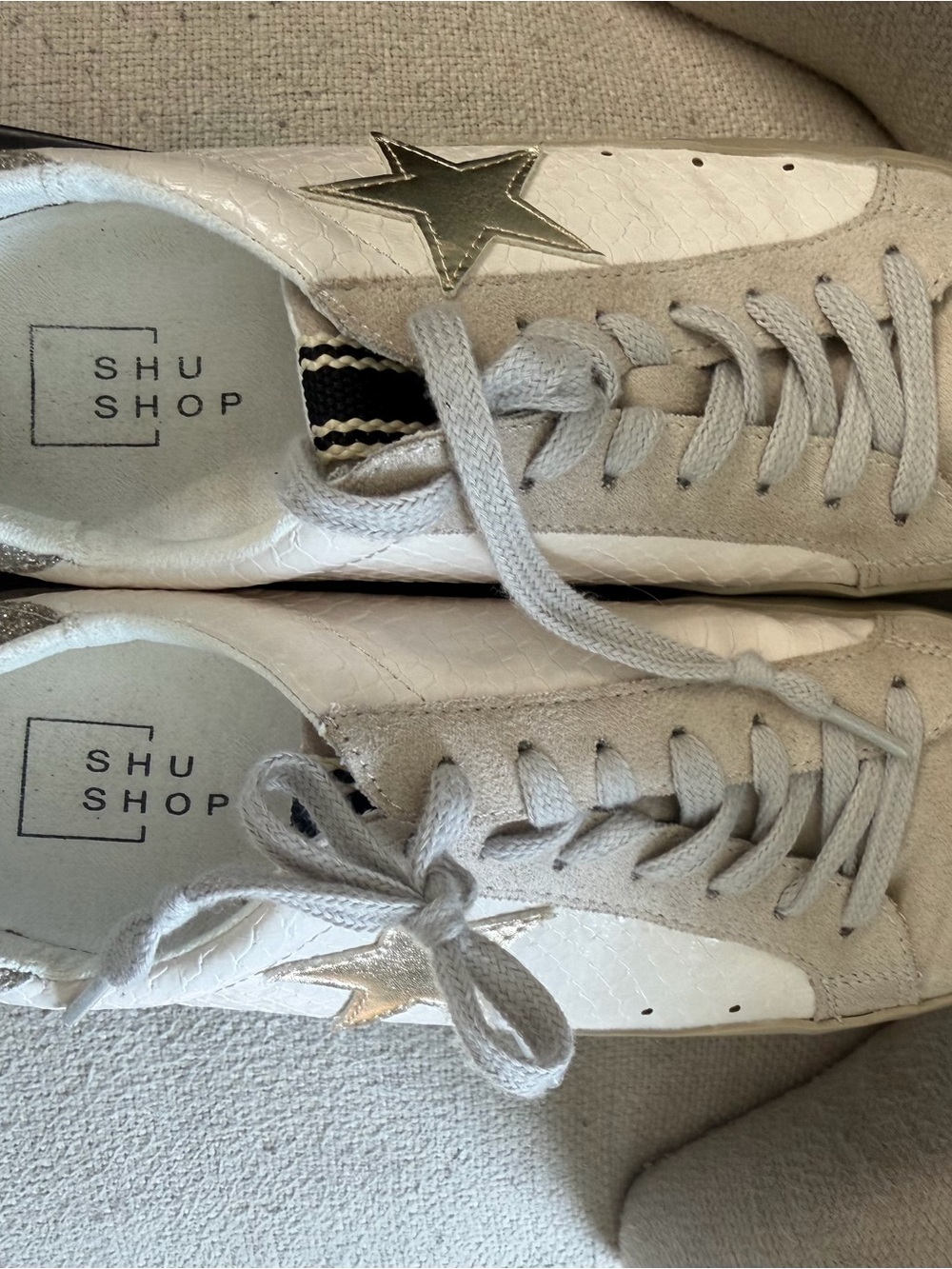 ShuShop White & Gray Star Low-Top Sneakers